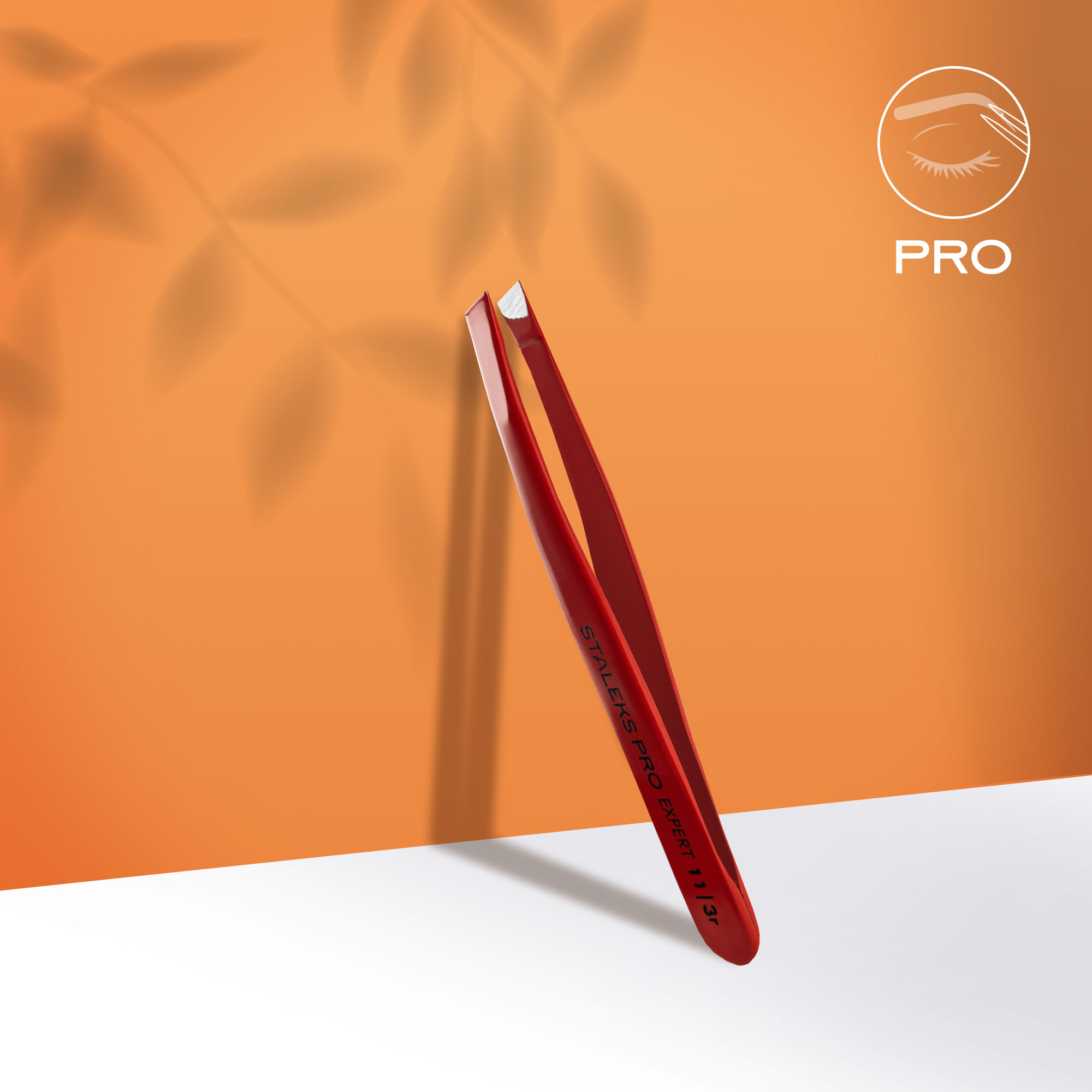 Eyebrow tweezers EXPERT 11 TYPE 3r (wide slant), red TE-11/3r