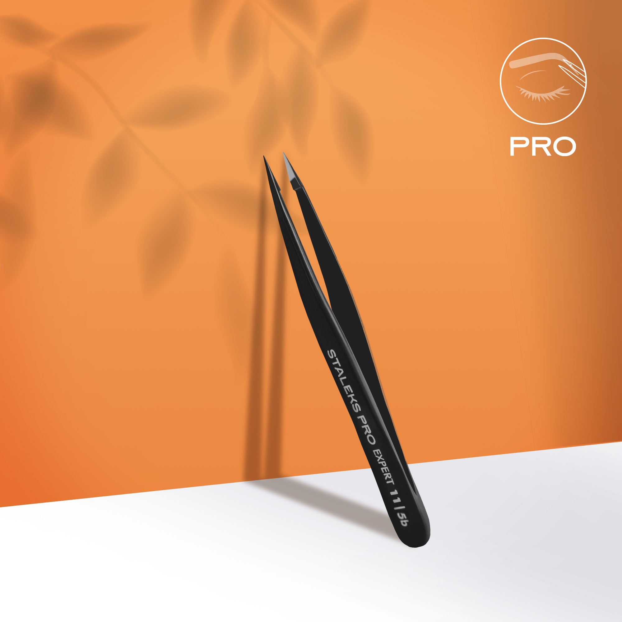 Eyebrow tweezers EXPERT 11 TYPE 5b (point), black TE-11/5b