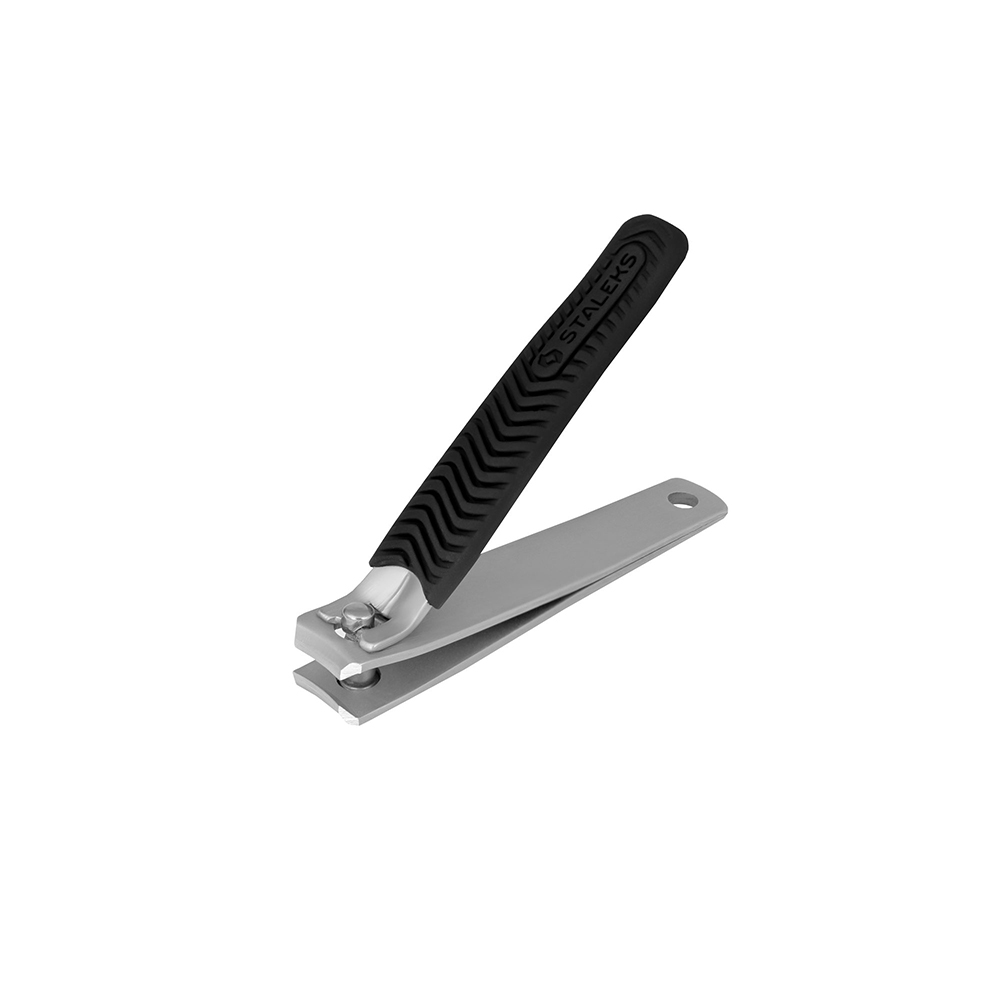 Portable travel nail clipper