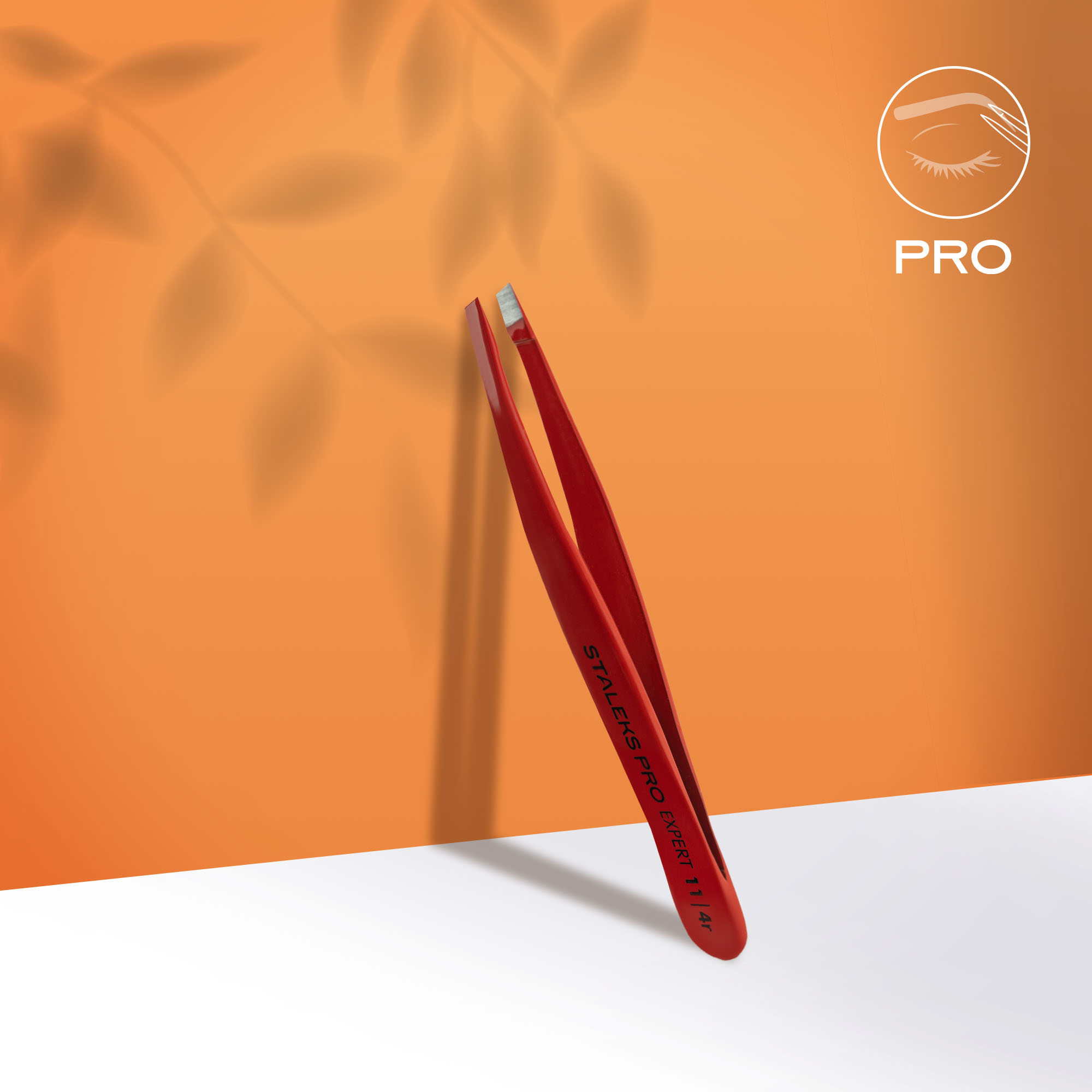 Eyebrow tweezers EXPERT 11 TYPE 4 TE-11/4r