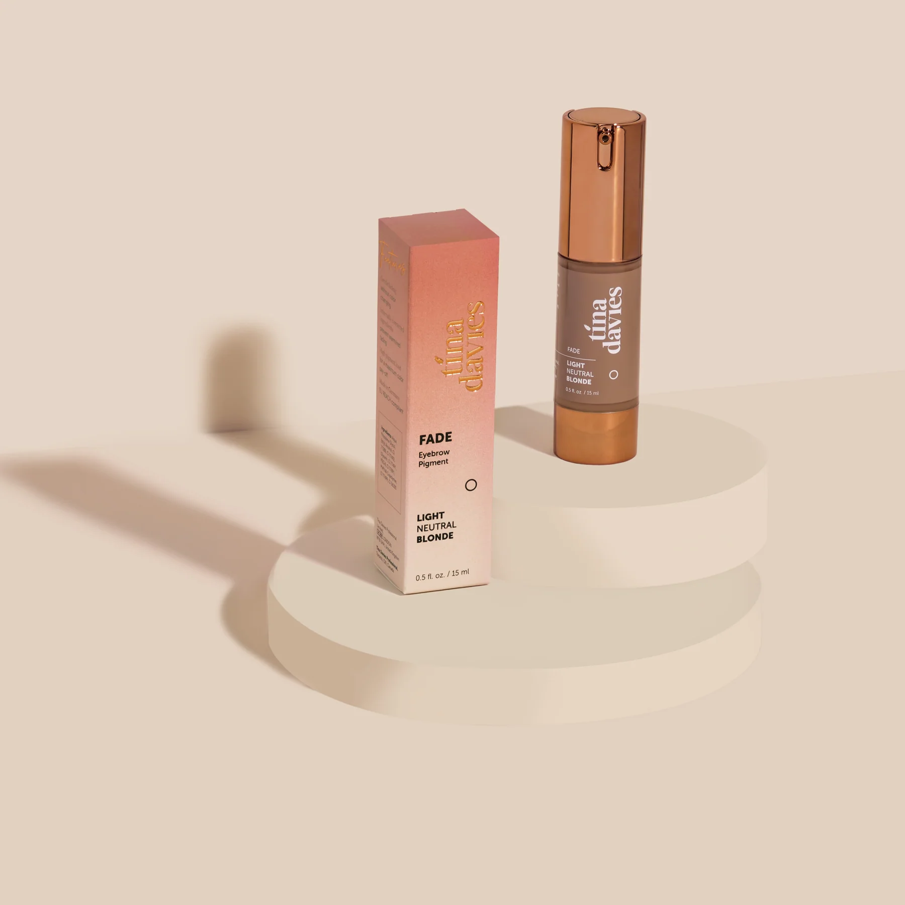 Long-lasting brow pigment