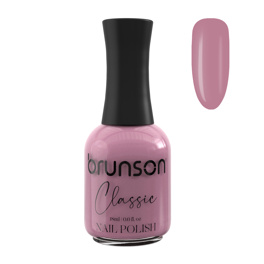 Trendy nail polish Dubai